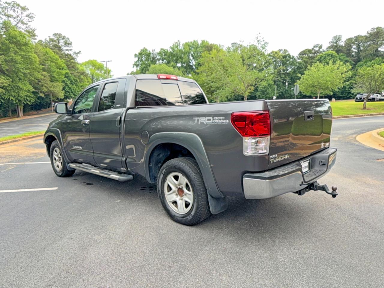 2011 Toyota Tundra VIN 5TFRM5F16BX025150 photo 3