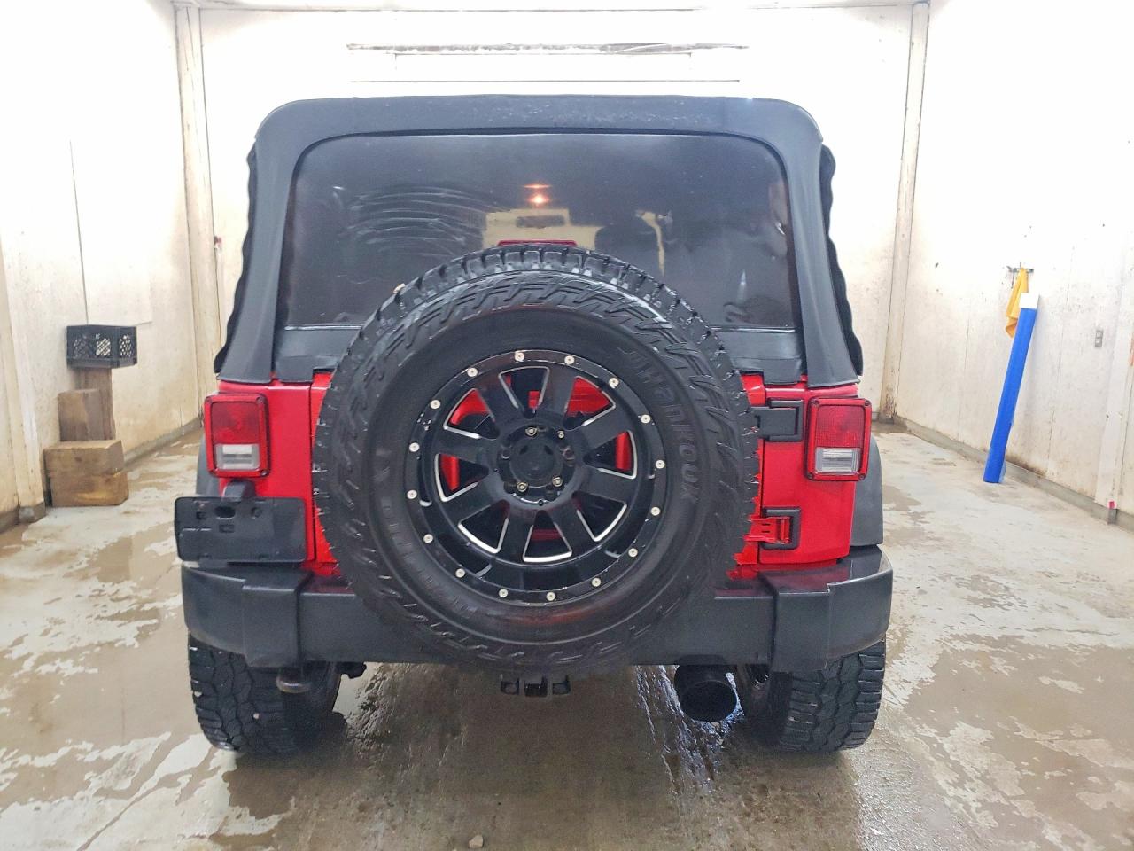 2009 Jeep Wrangler / VIN 1J4GA39179L728851 photo 6