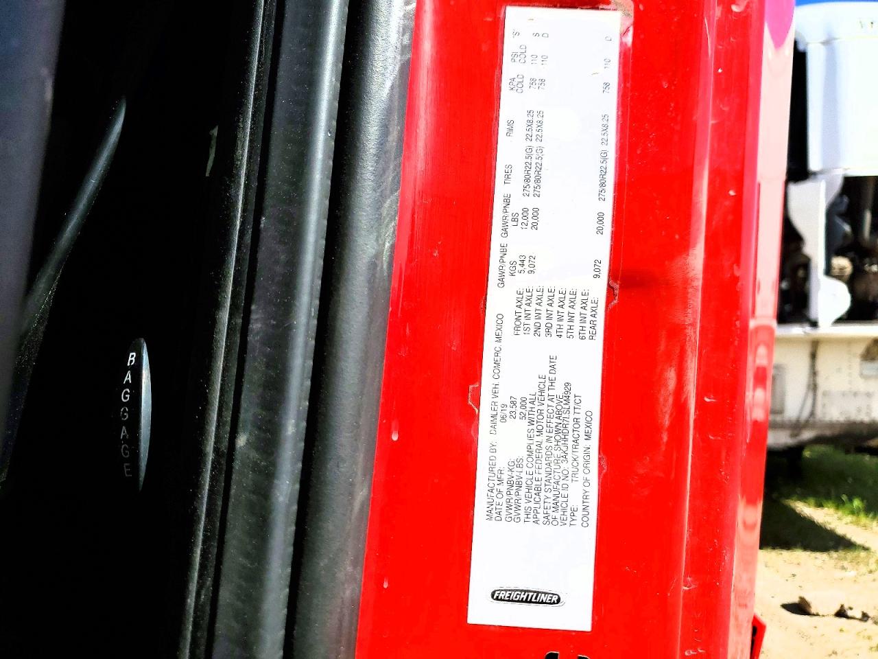 2020 FREIGHTLINER All other VIN 3AKJHHDR7LSLM4929 photo 10