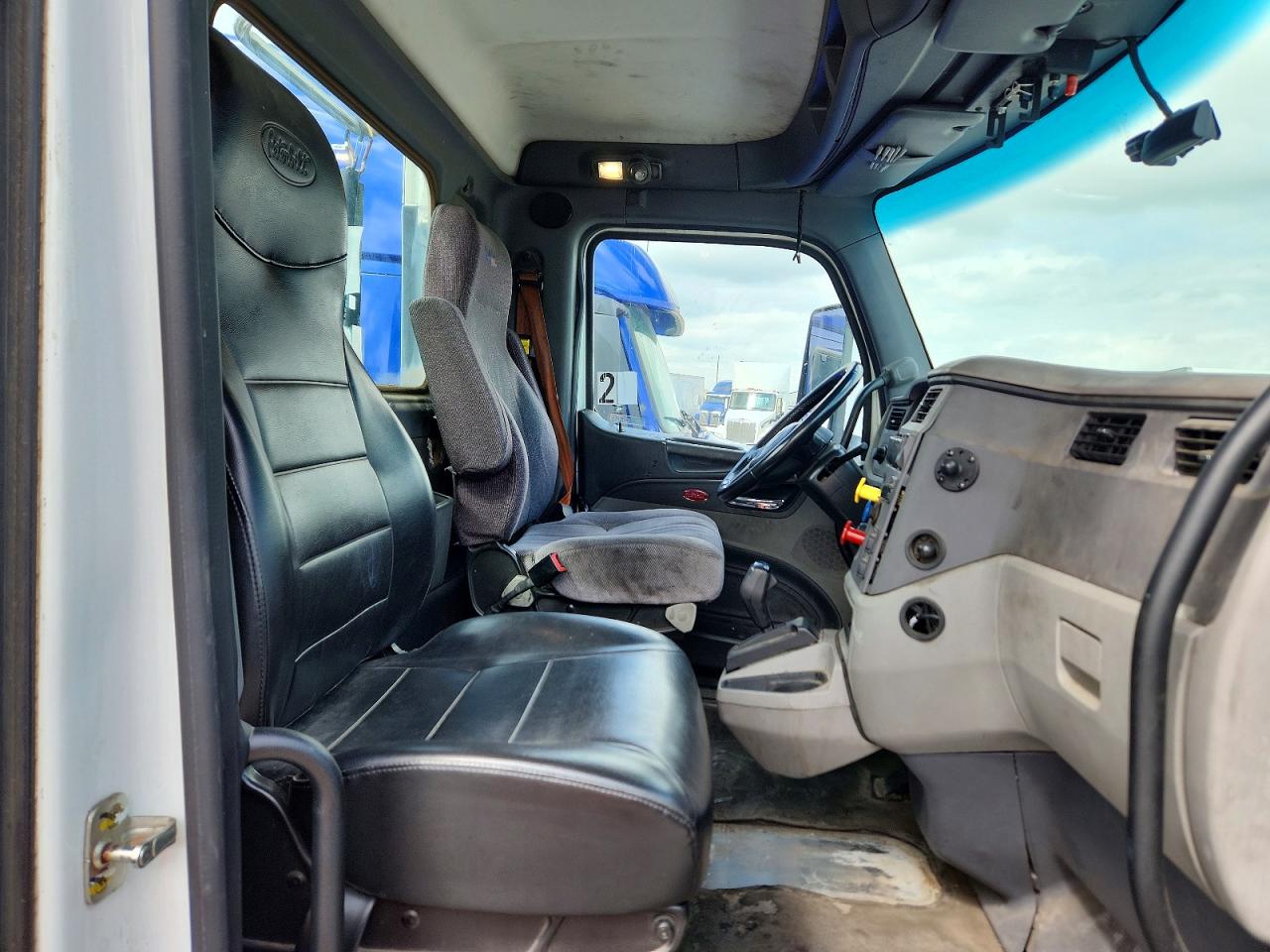 2017 PETERBILT All other VIN 1XPBA48X3HD428758 photo 5