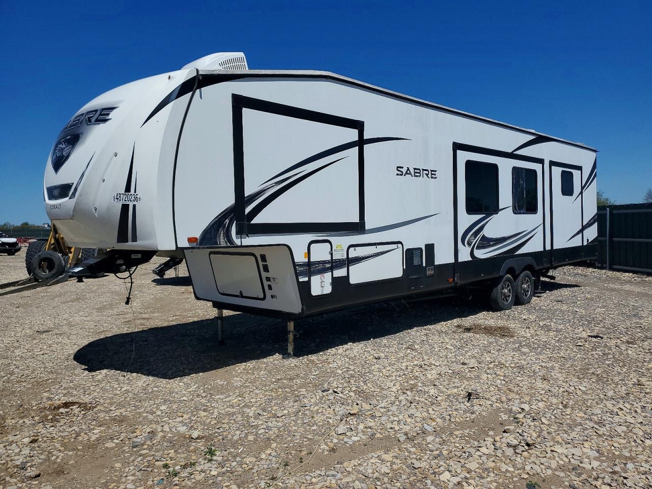 2020 SABRE Recreation VIN 5ZT3SR3B2L6103476 photo 2