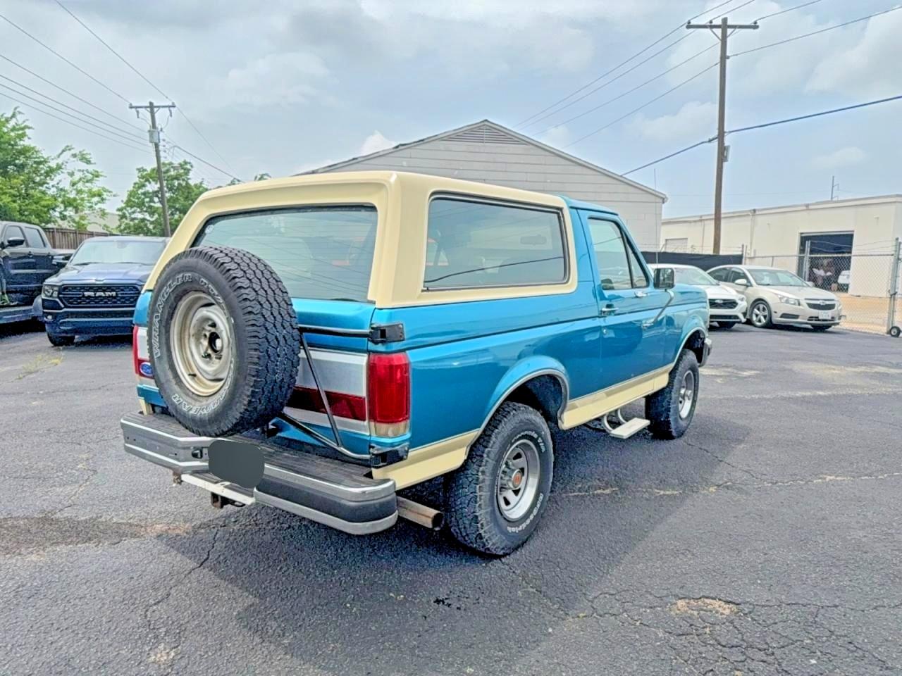 1990 FORD Bronco VIN 1FMEU15H7LLB17409 photo 4