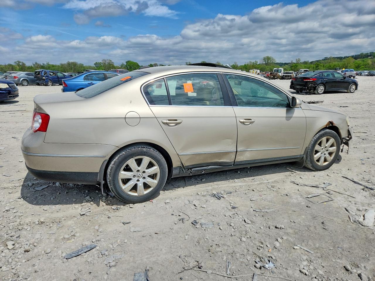 2006 Volkswagen Passat VIN WVWAK73CX6P088679 photo 3