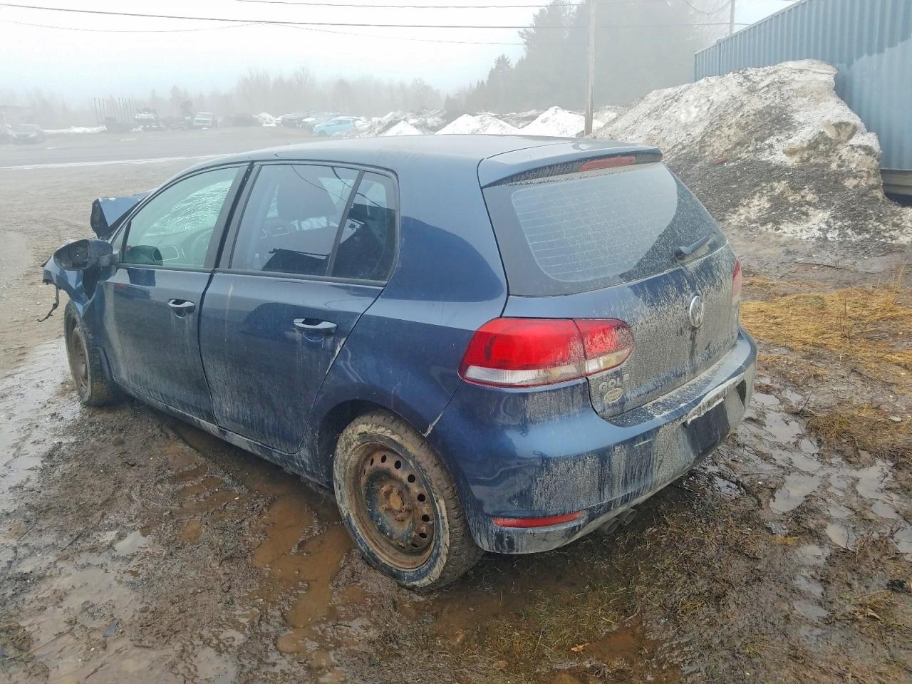 2013 Volkswagen Golf VIN WVWDA7AJ4DW125858 photo 2