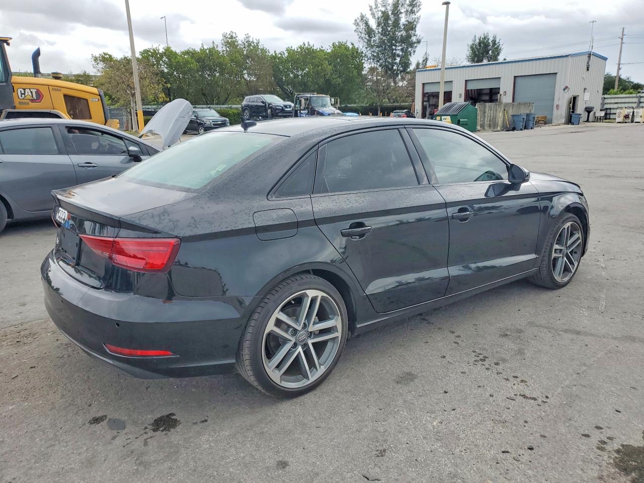 2020 Audi A3 VIN WAUAUGFF7LA003339 photo 3