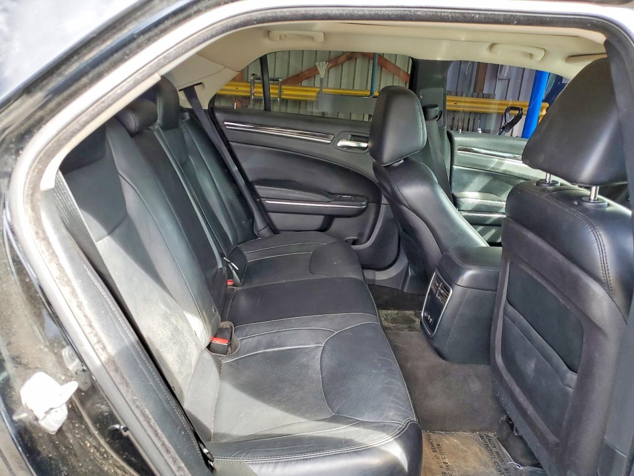 2015 CHRYSLER 300 VIN 2C3CCARG0FH830979 photo 10
