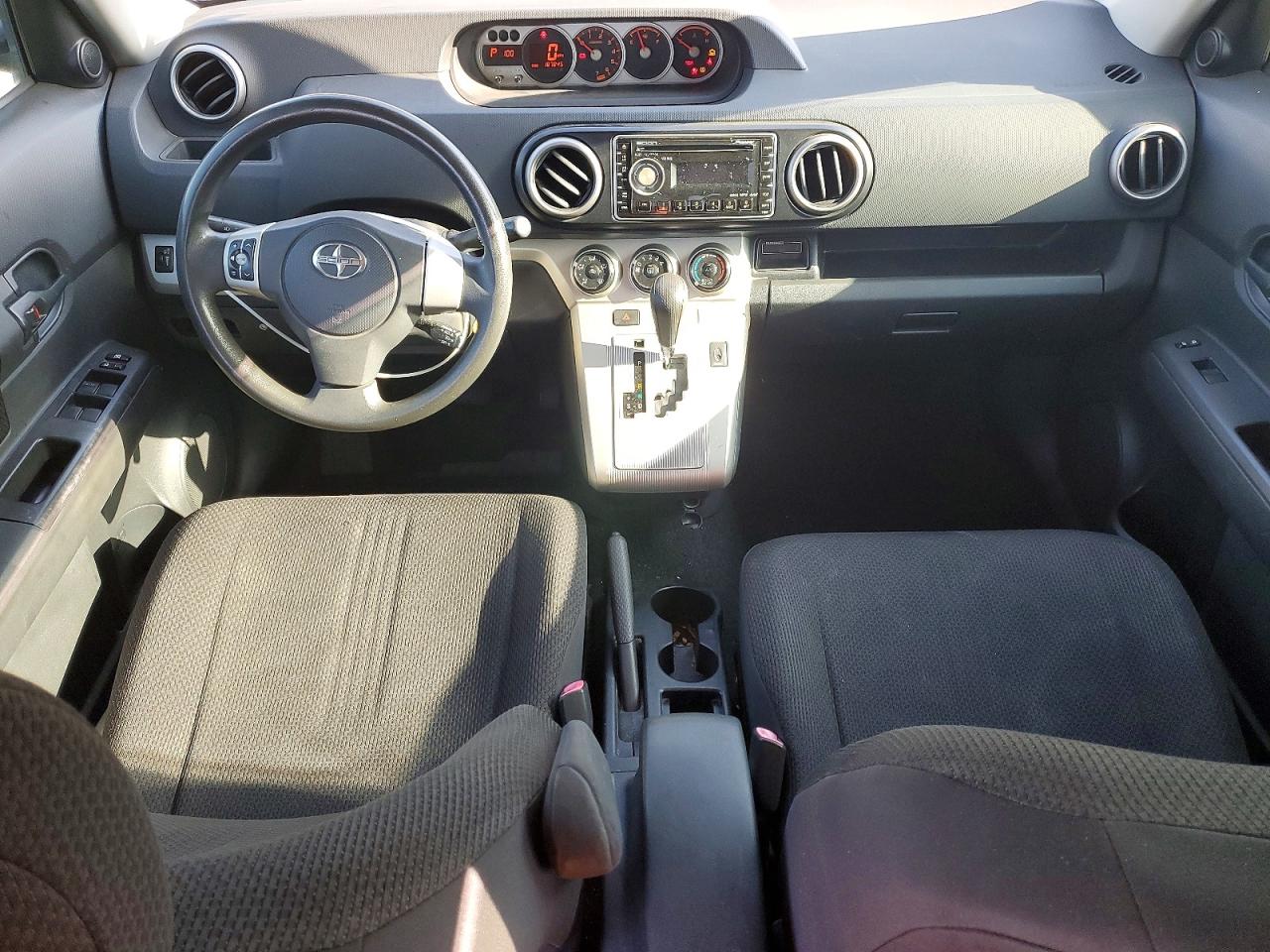 2009 Toyota Scion VIN JTLKE50E691097610 photo 8