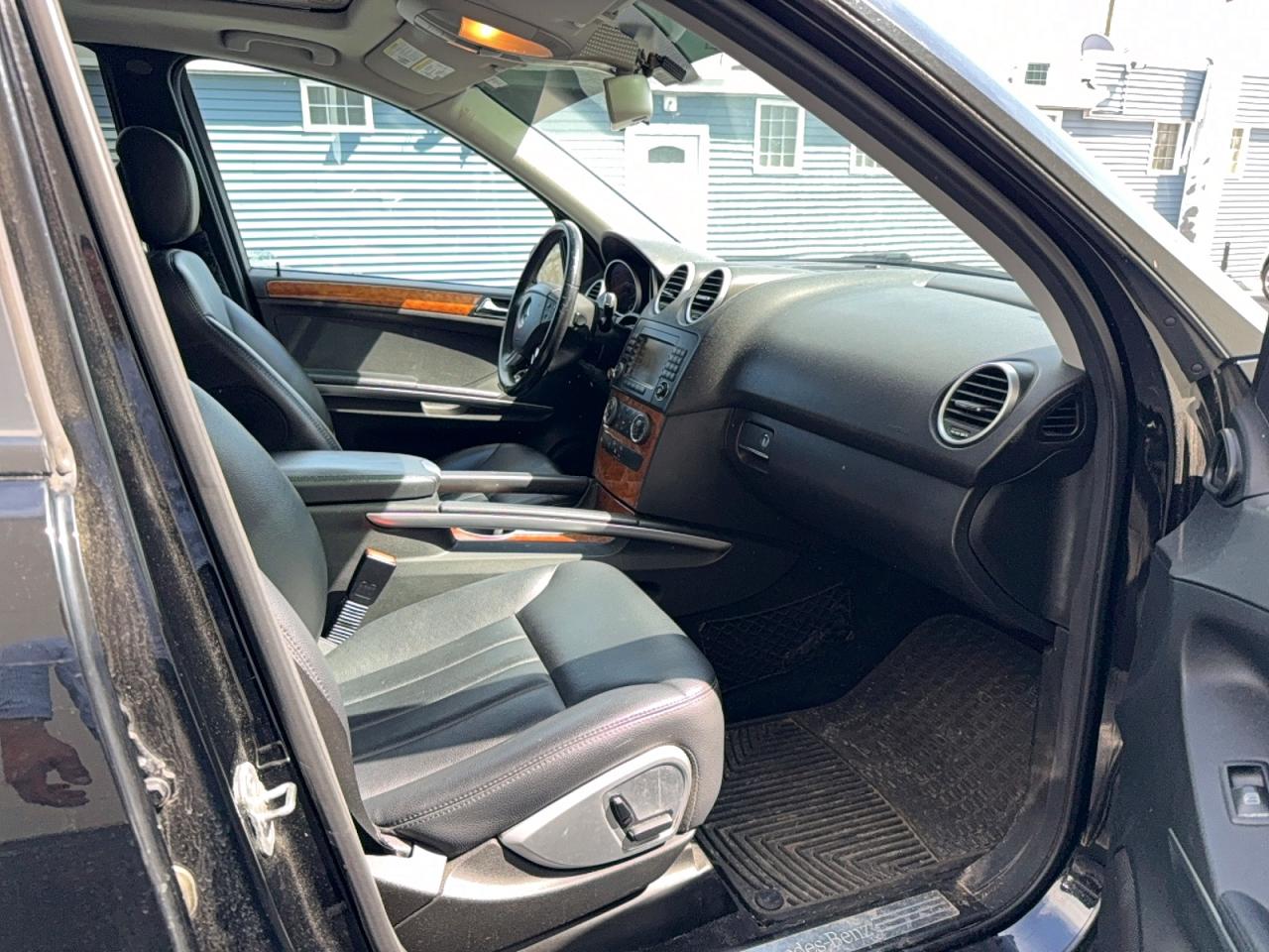 2008 Mercedes-Benz M-class VIN 4JGBB86E98A356324 photo 5