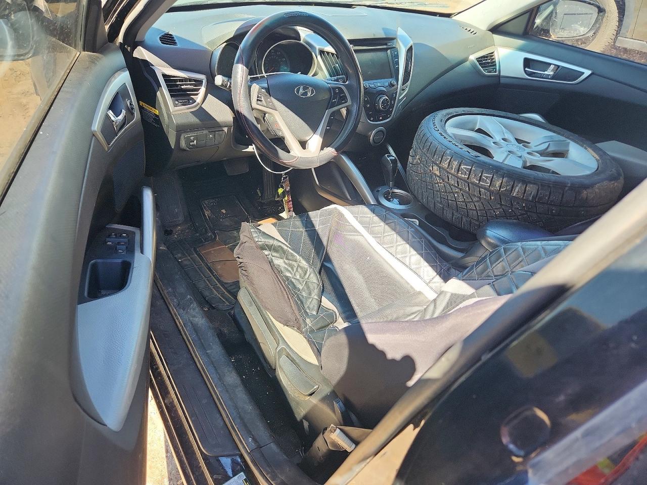 2012 Hyundai Veloster VIN KMHTC6AD8CU052252 photo 8