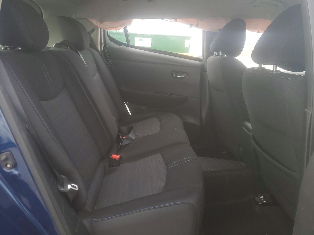 2019 Nissan Leaf VIN 1N4BZ1CP1KC319136 photo 10
