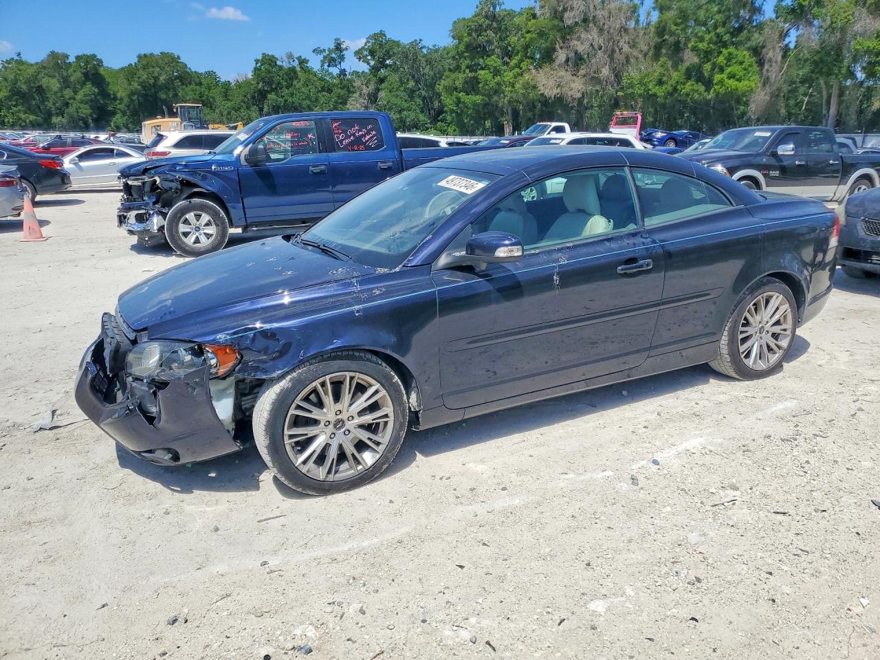 2009 VOLVO C70 VIN YV1MC67299J075042 photo 1