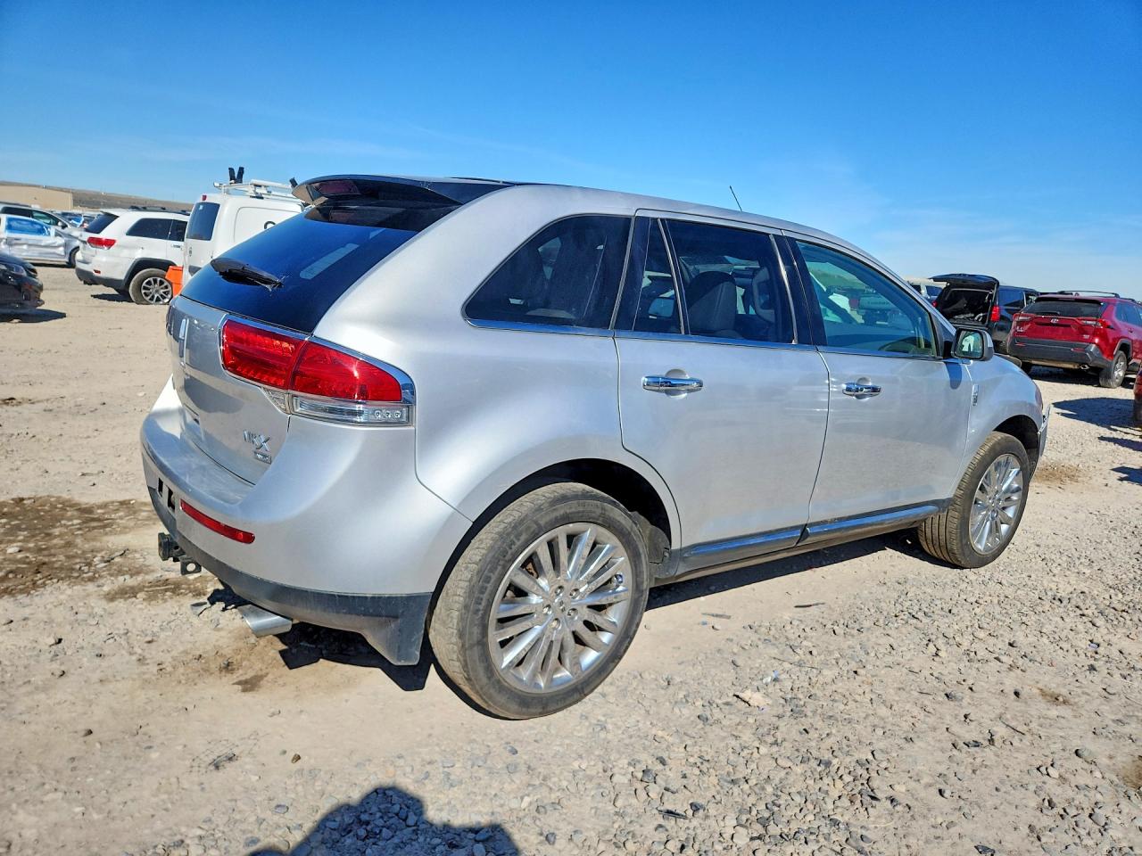 2011 Lincoln Mkx VIN 2LMDJ8JK6BBJ31321 photo 3