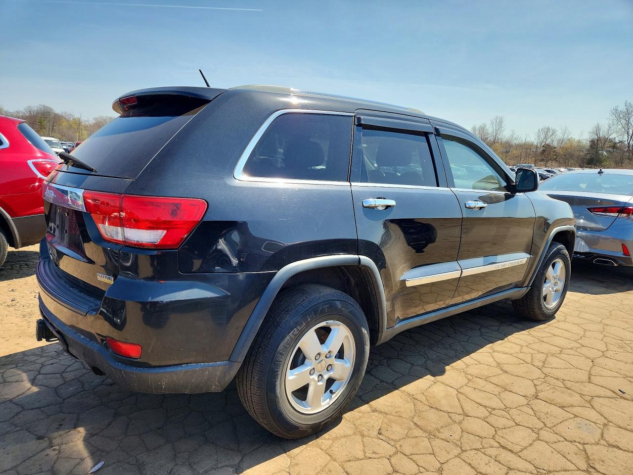 2011 Jeep Cherokee VIN 1J4RS4GG9BC577343 photo 3