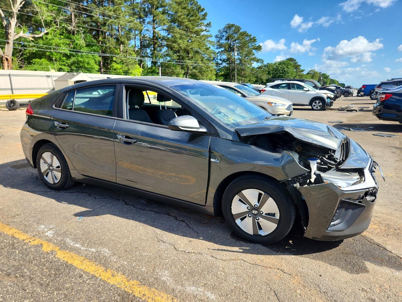 2020 Hyundai Ioniq VIN KMHC65LC3LU242675 photo 4