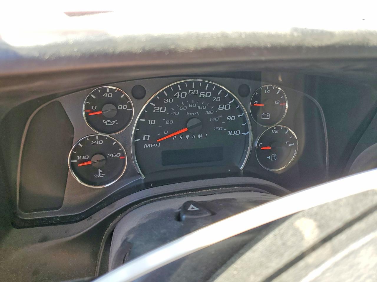 2020 Chevrolet Express VIN 1GAZGPFG3L1172269 photo 9