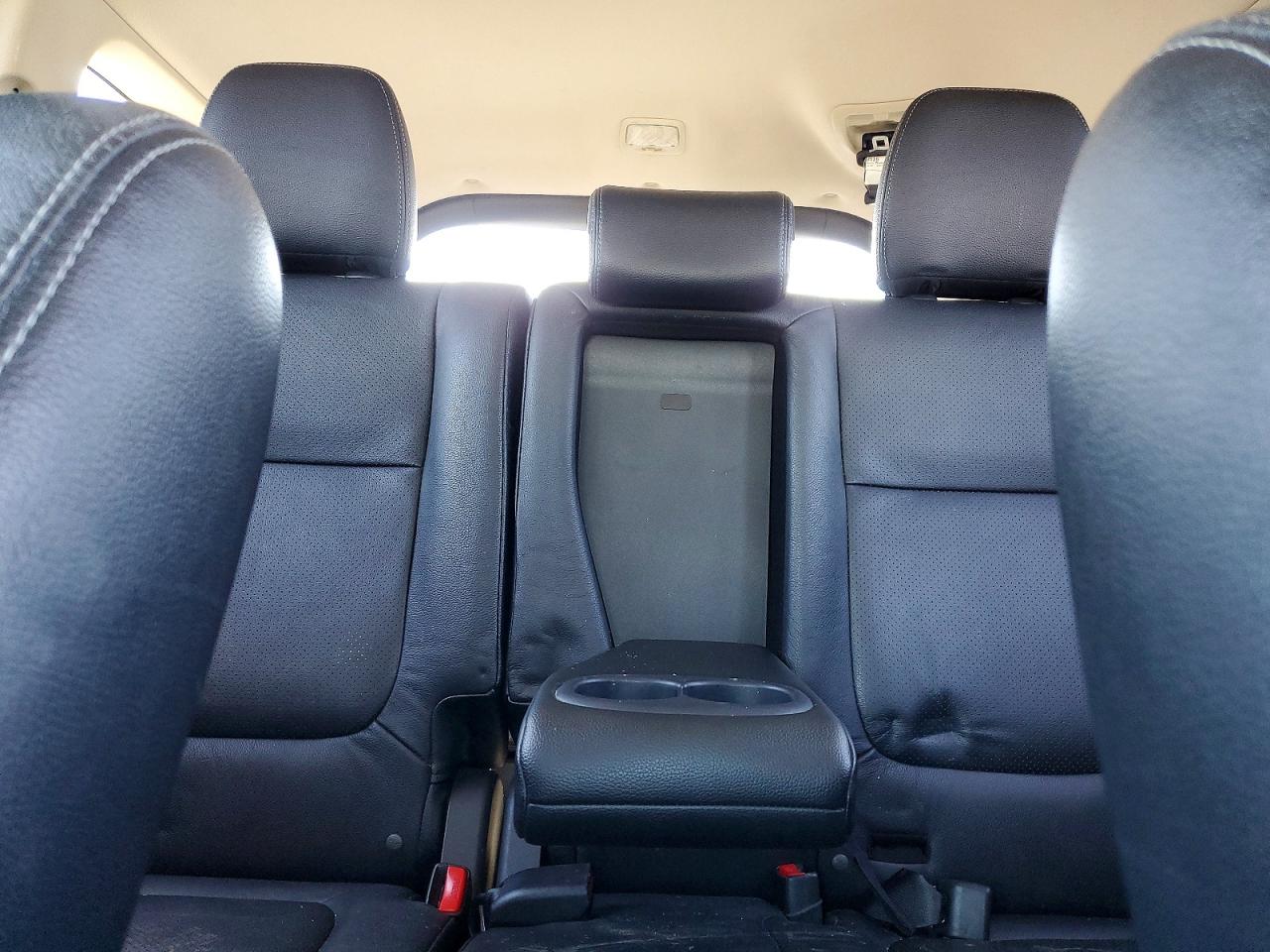 2016 Mitsubishi Outlander VIN JA4AZ2A35GZ603623 photo 10