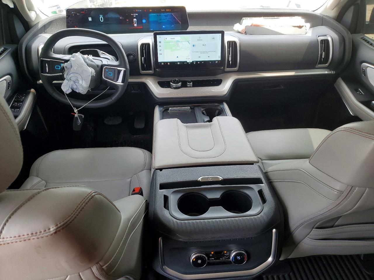 2025 Ford Expedition VIN 1FMJU1H87SEA25083 photo 8