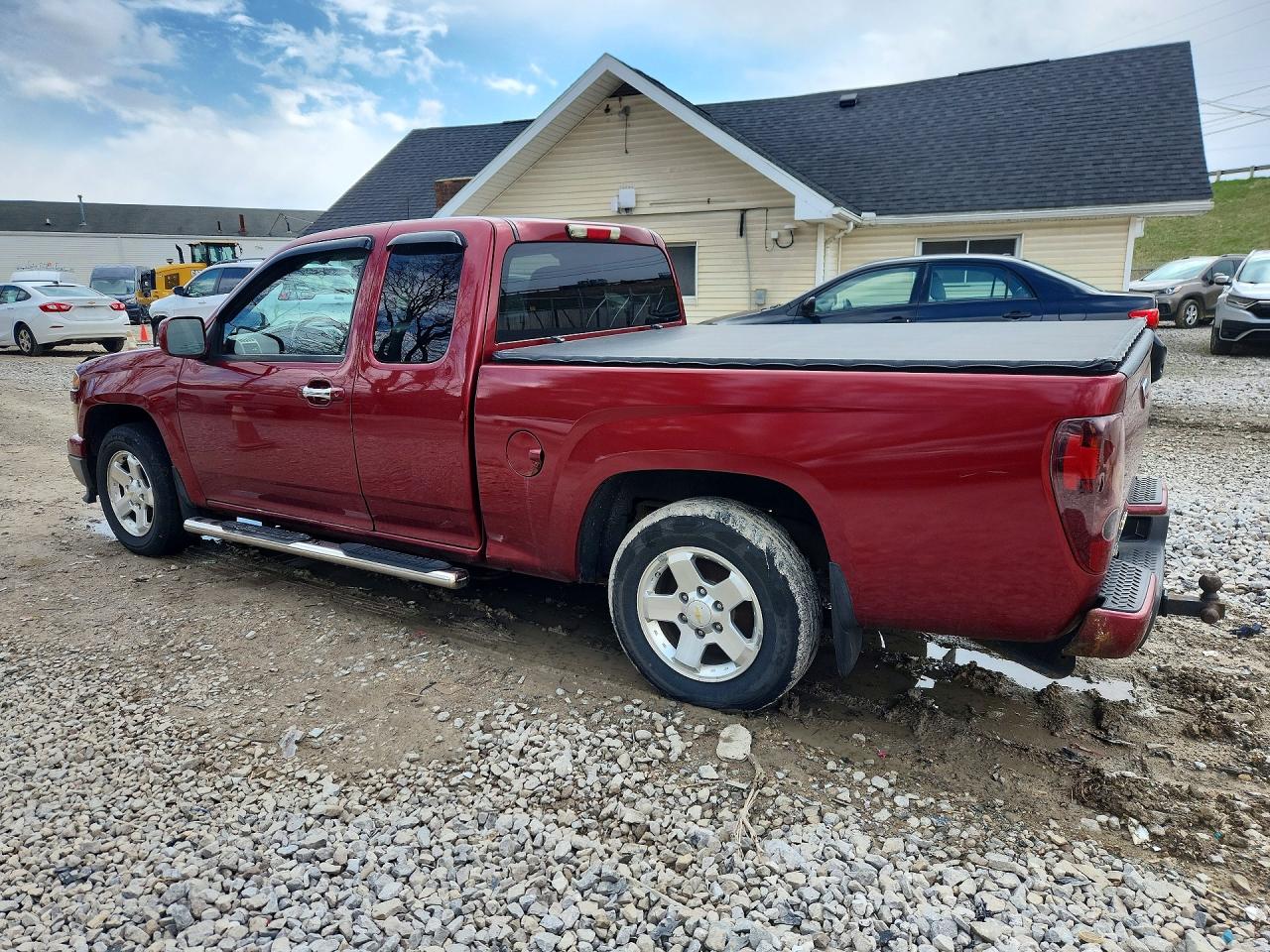 2011 Chevrolet Colorado VIN 1GCESCF9XB8107987 photo 2
