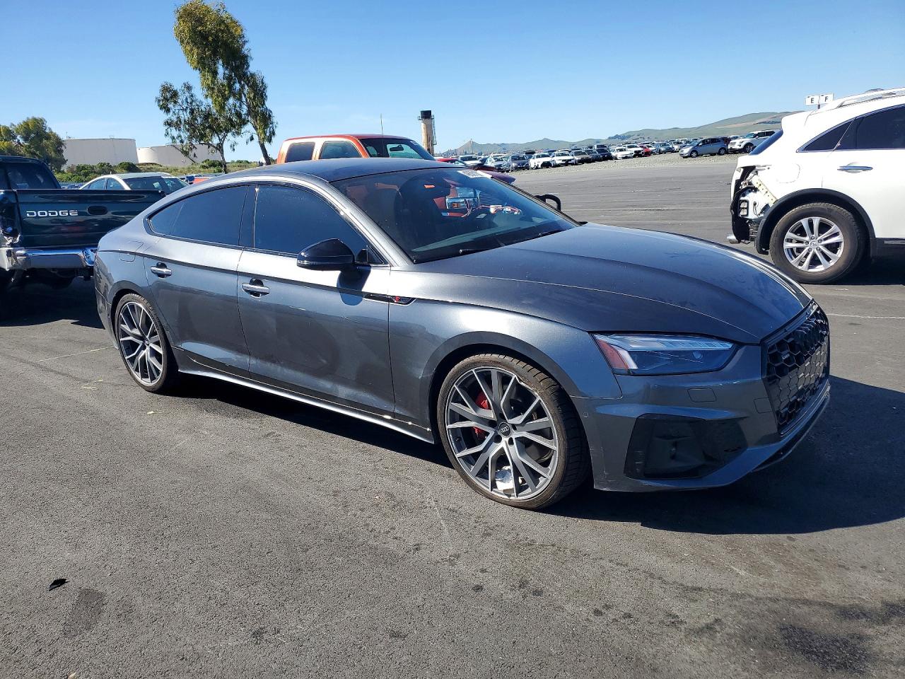 2025 Audi A5 VIN WAUEACF5XSA006566 photo 4