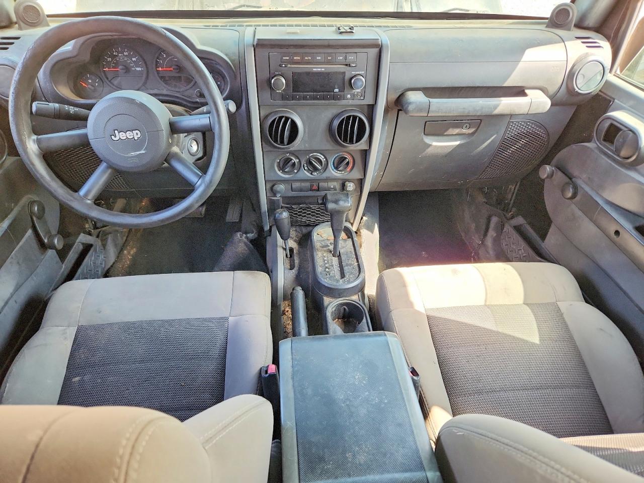 2009 Jeep Wrangler / VIN 1J4GA39119L753552 photo 8