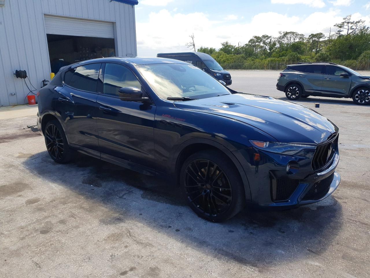 2024 Maserati All other VIN ZN661ZUM1RX445830 photo 4