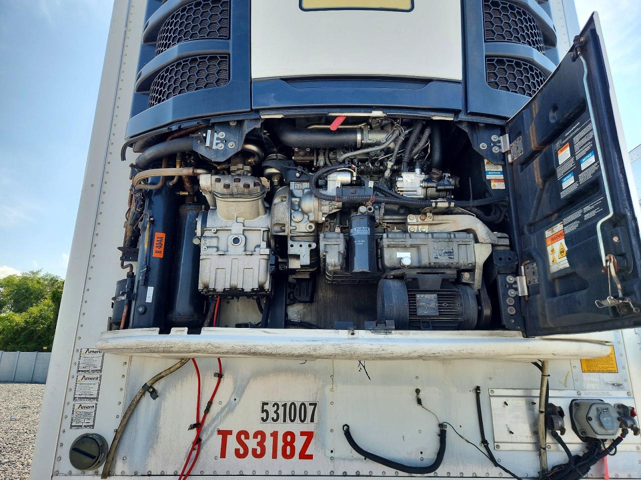 2013 UTILITY All models VIN 1UYVS253XDM630414 photo 7