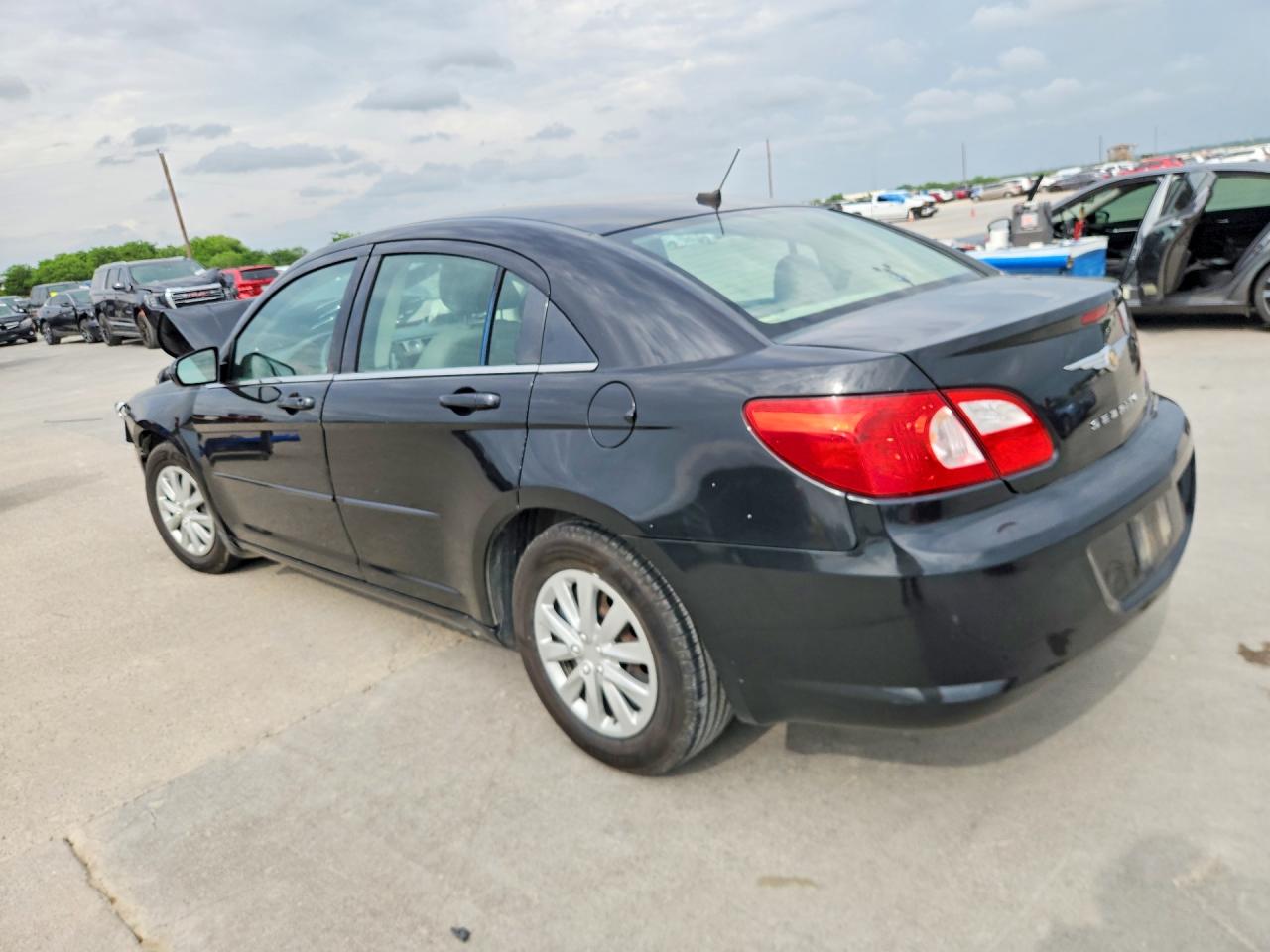 2008 Chrysler Sebring VIN 1C3LC46K08N152609 photo 2