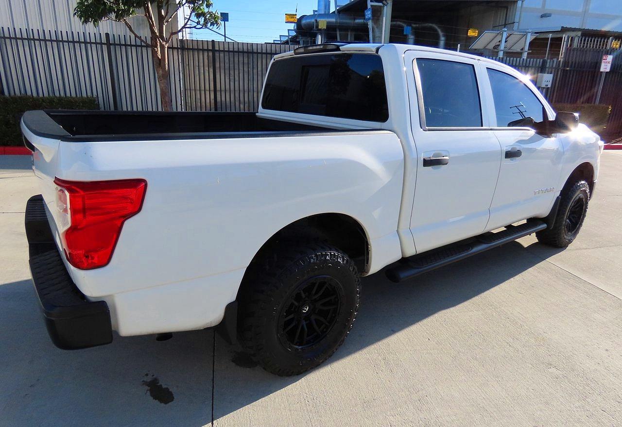 2019 NISSAN TITAN VIN 1N6AA1EK6KN518926 photo 3