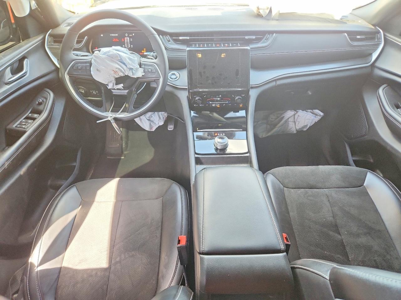 2024 Jeep Cherokee VIN 1C4RJHAG3RC104864 photo 8