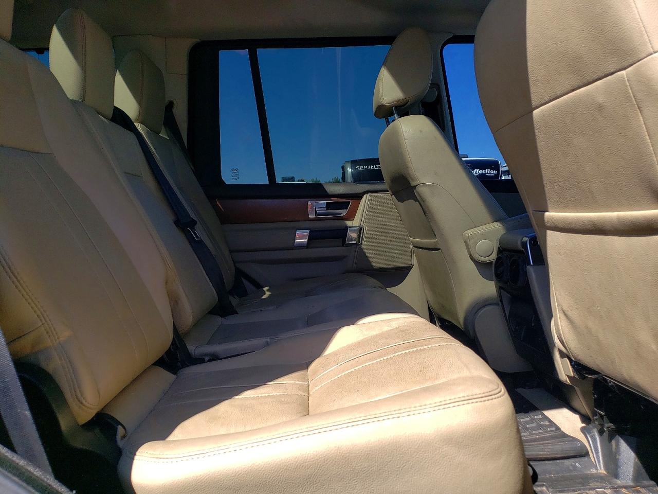 2016 Land Lr4 VIN SALAG2V60GA802604 photo 10