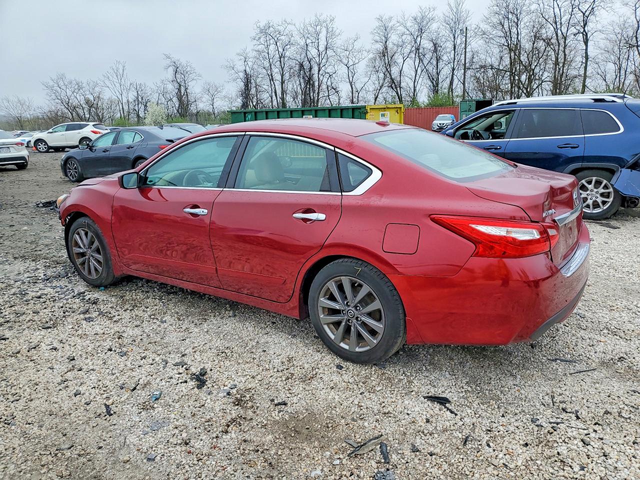 2017 NISS Altima VIN 1N4AL3AP5HC267949 photo 2