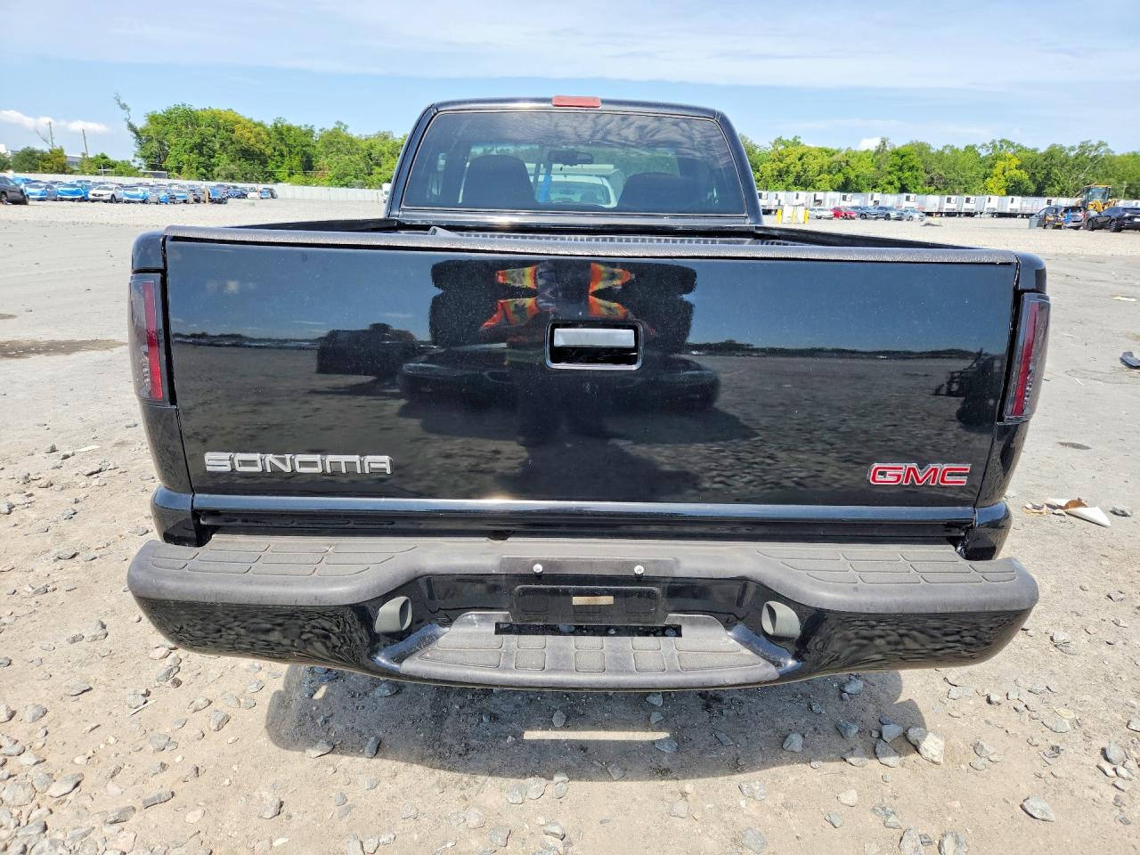 2001 GMC Sonoma VIN 1GTCS19W718167639 photo 6