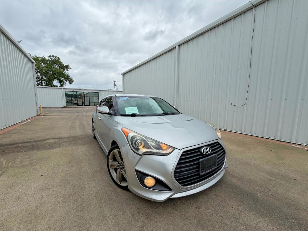 2014 Hyundai Veloster VIN KMHTC6AE3EU184542 photo 1