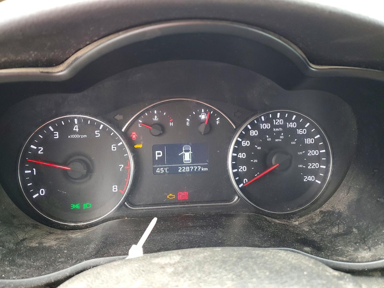 2014 Kia Rondo VIN KNAHT8A30E7059935 photo 9