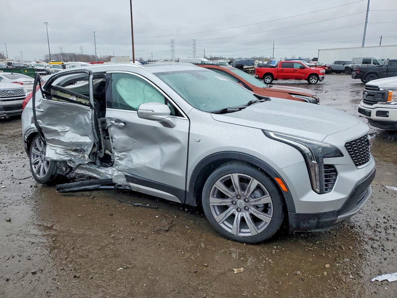 2021 Cadillac Xt4 VIN 1GYFZDR49MF081588 photo 4