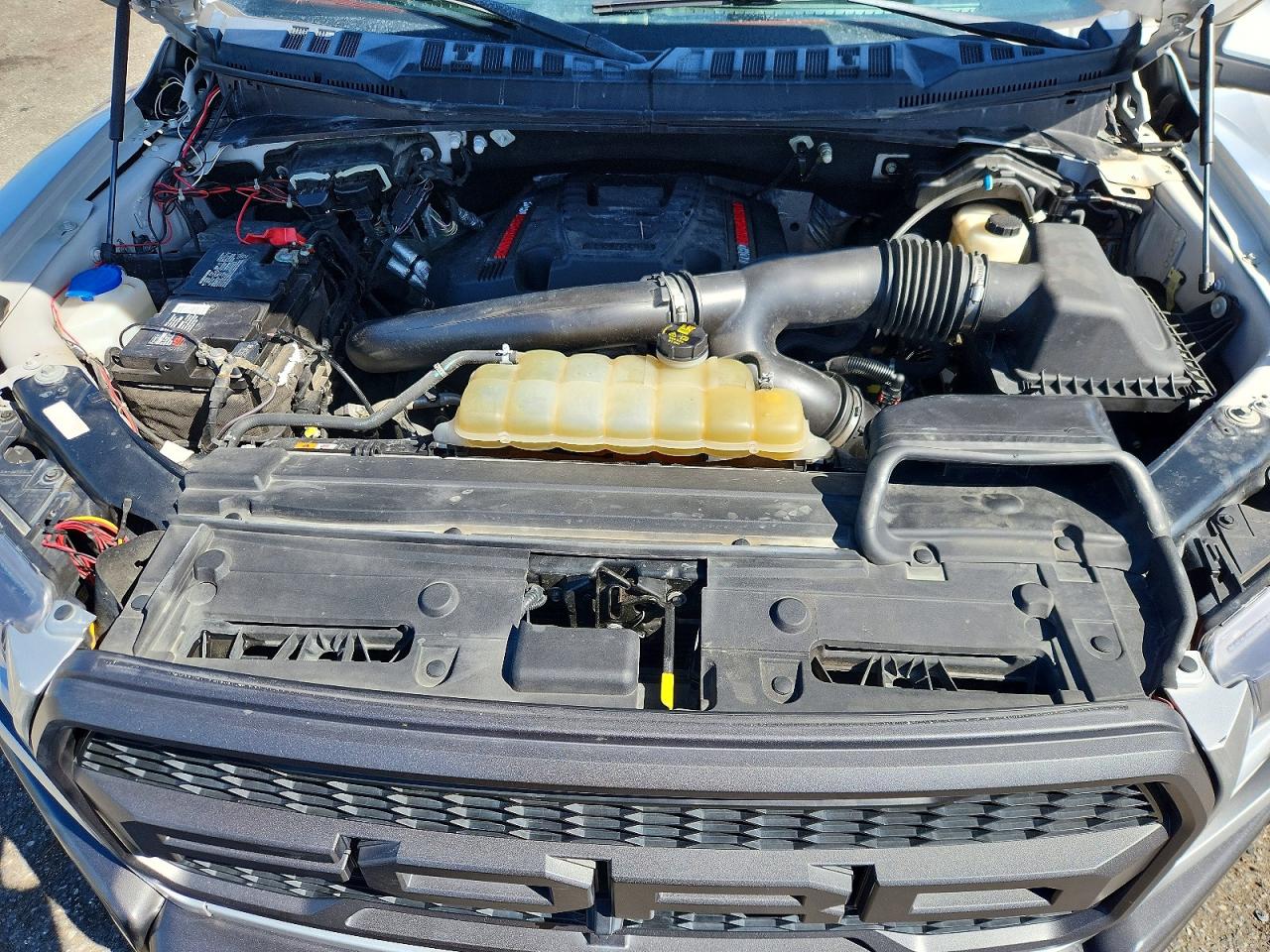 2019 Ford F150 VIN 1FTFW1RG1KFB88347 photo 11