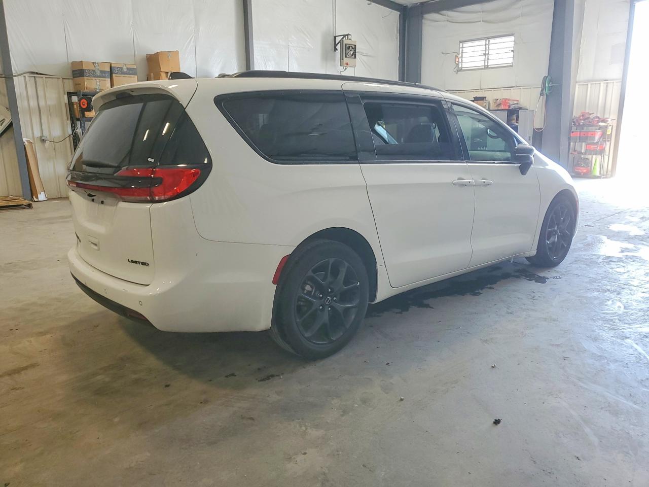 2026 Chrysler Pacifica VIN 2C4RC1GG5TR170002 photo 3