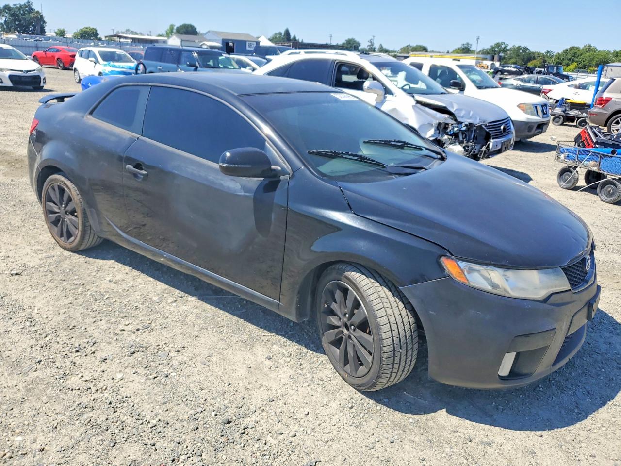 2011 Kia Forte VIN KNAFW6A33B5432203 photo 4