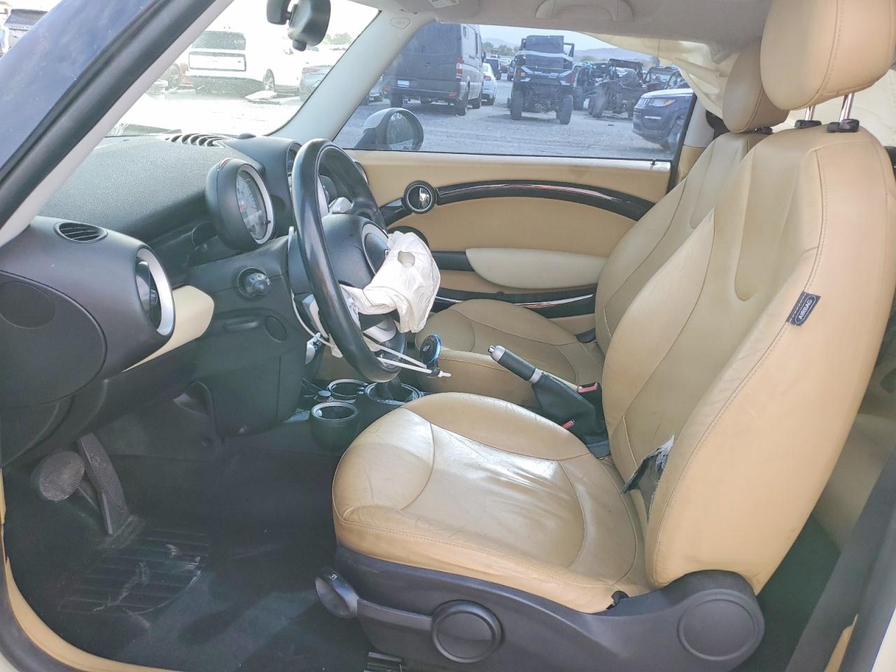 2007 MINI Cooper VIN WMWMF33527TT51488 photo 7