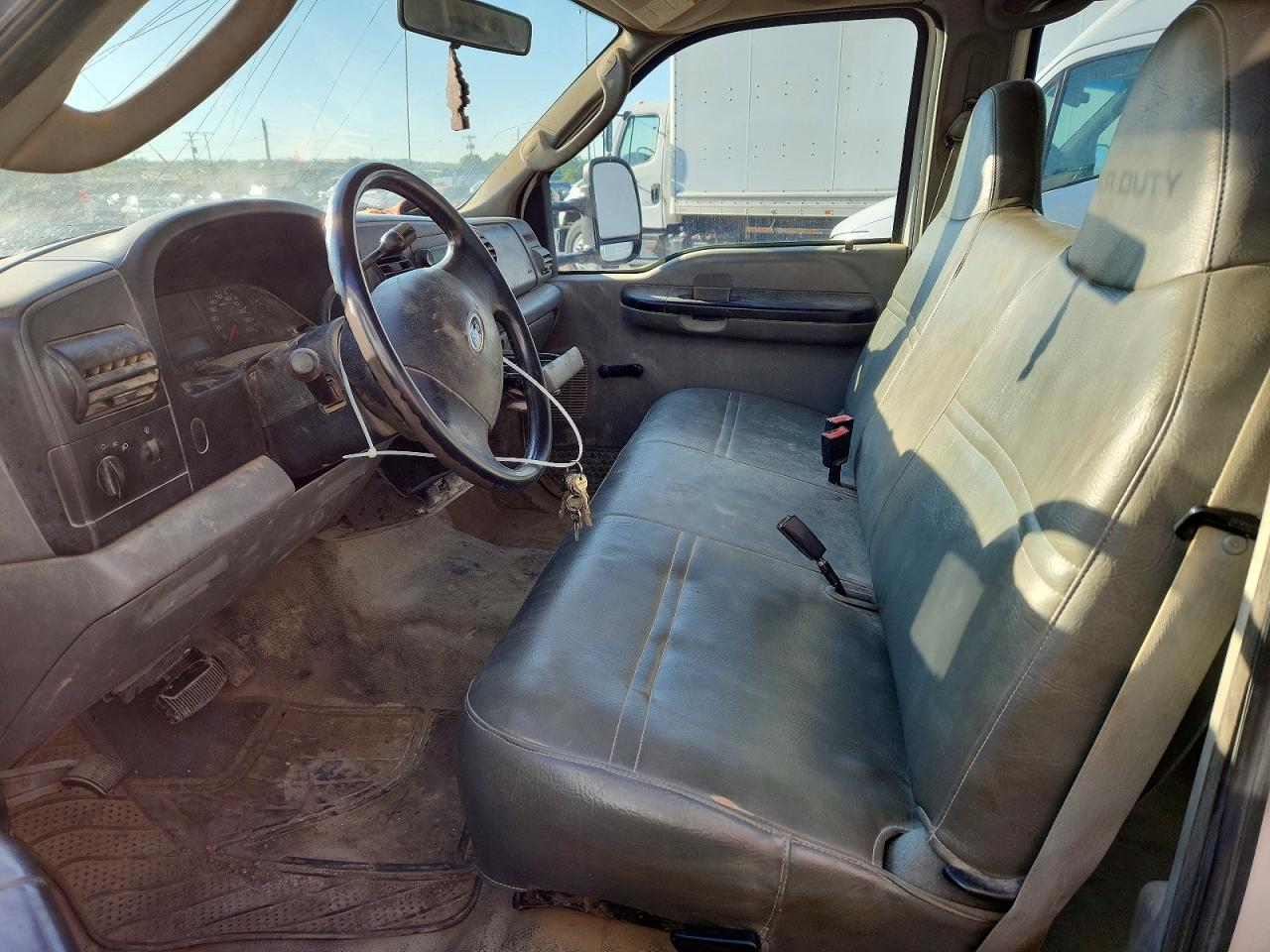 2005 Ford F550 VIN 1FDAW56PX5EC08610 photo 7