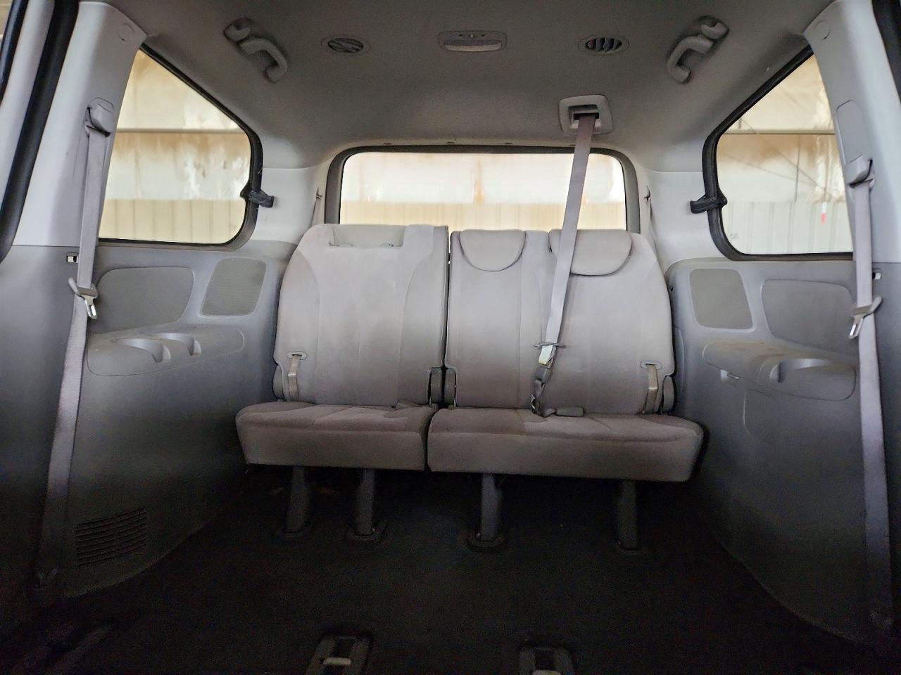 2012 Kia SEDONA VIN KNDMG4C79C6434092 photo 10