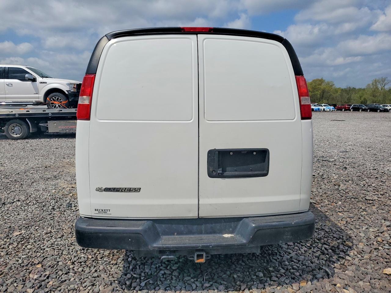 2017 CHEV Express VIN 1GCZGGFF7H1266970 photo 6