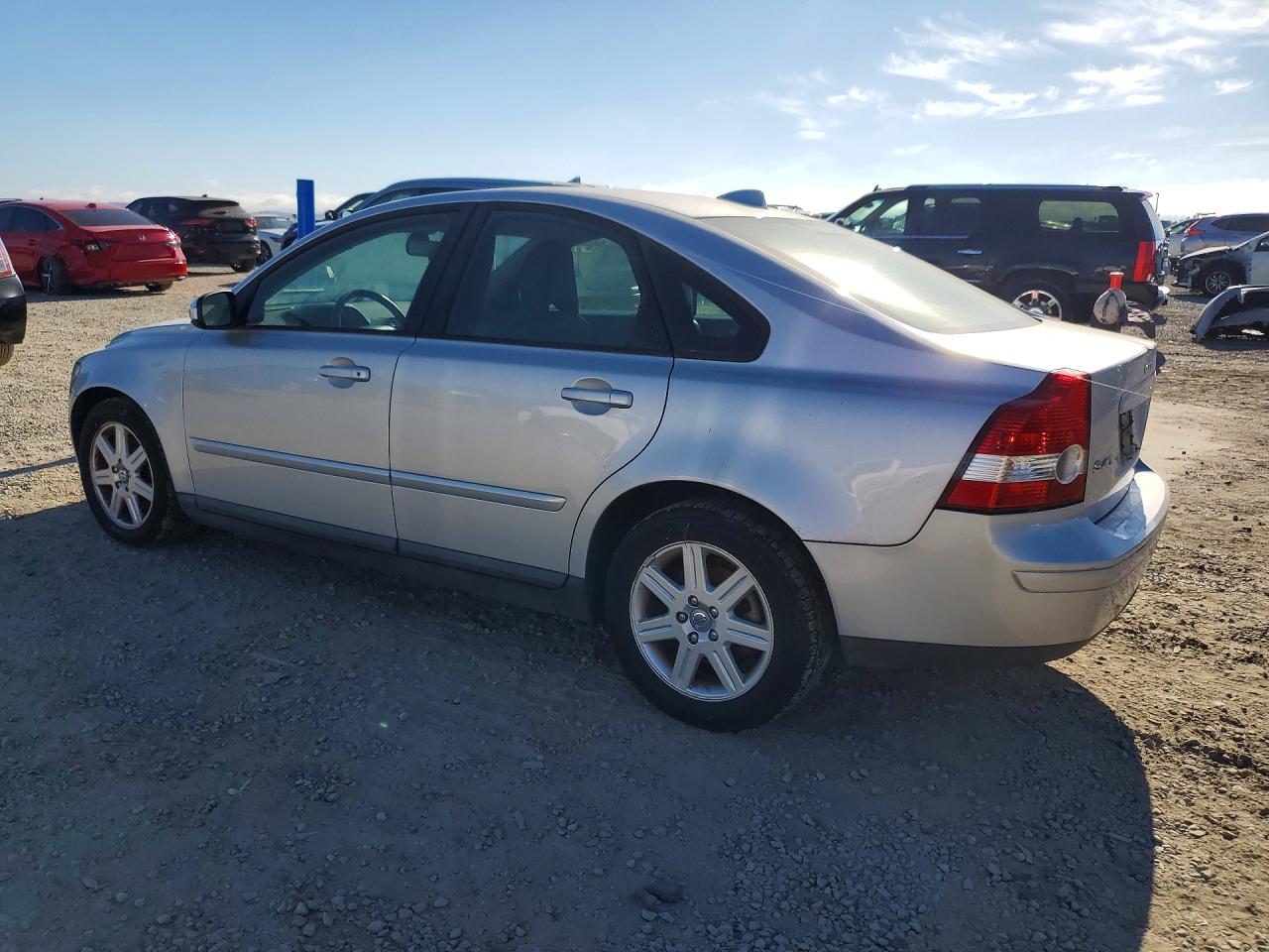 2007 Volvo S40 2.4i VIN YV1MS390872269324 photo 2