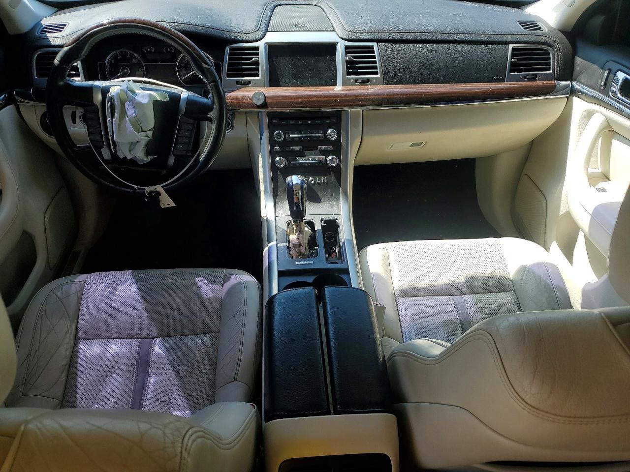 2009 Lincoln Mks VIN 1LNHM94R89G615321 photo 8