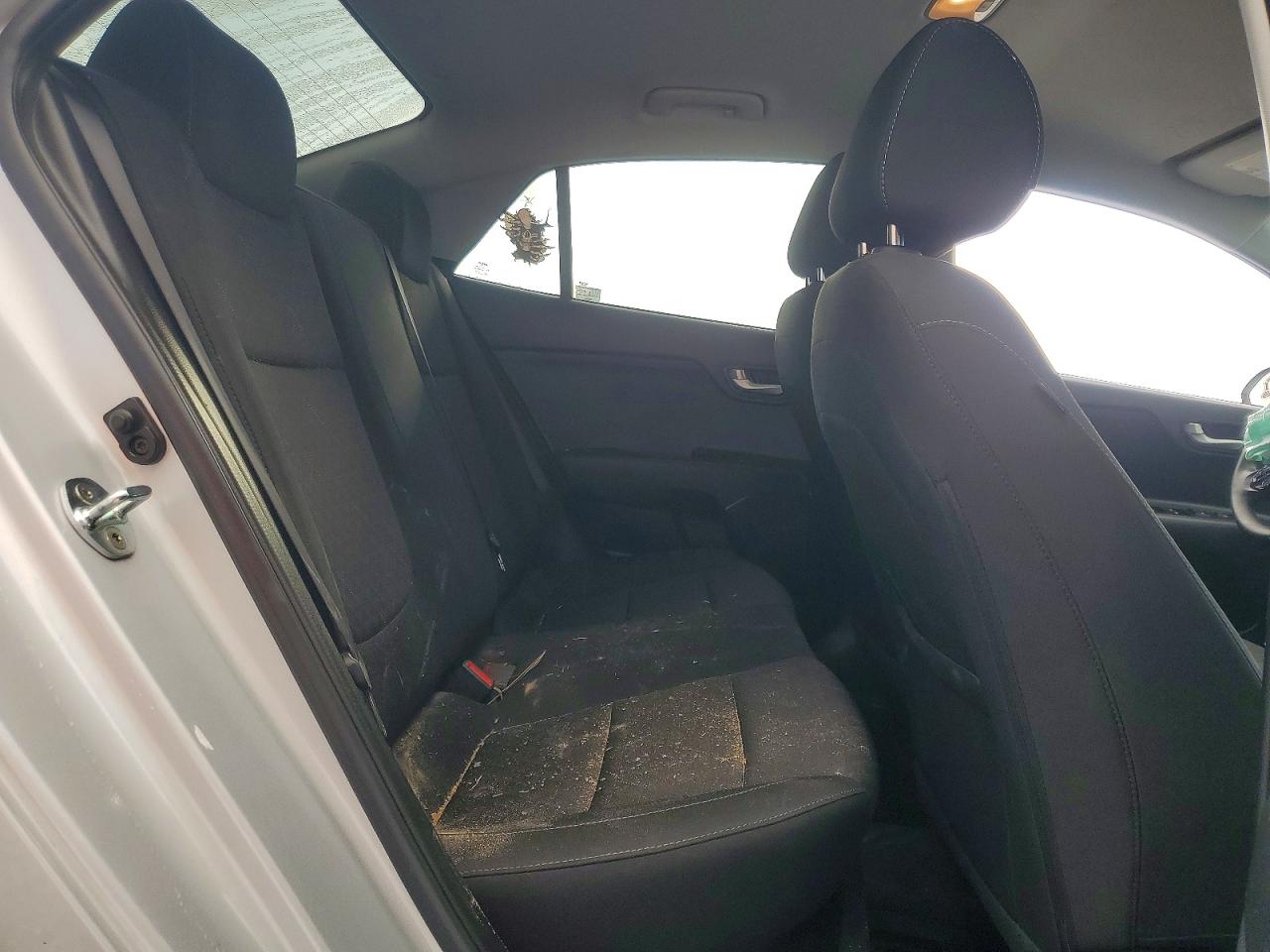 2022 Kia Rio VIN 3KPA24AD0NE466484 photo 10