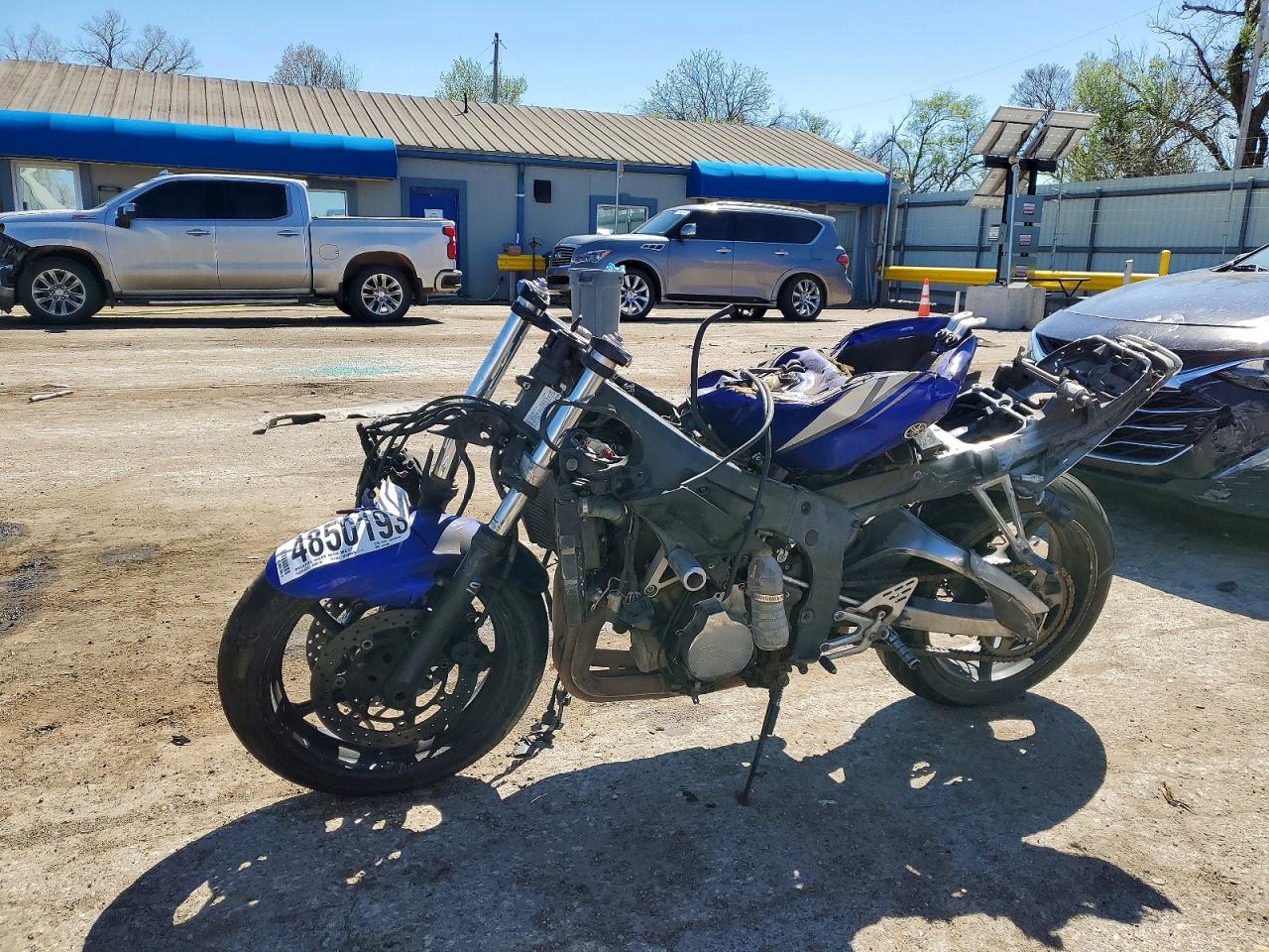 2004 YAMAHA Yzf VIN JYARJ06EX4A018380 photo 3