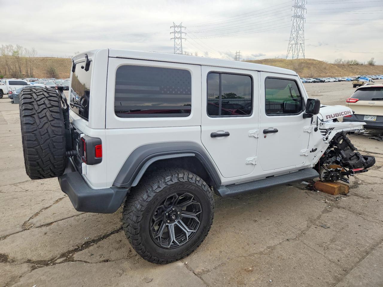 2020 Jeep Wrangler / VIN 1C4HJXDGXLW340922 photo 3