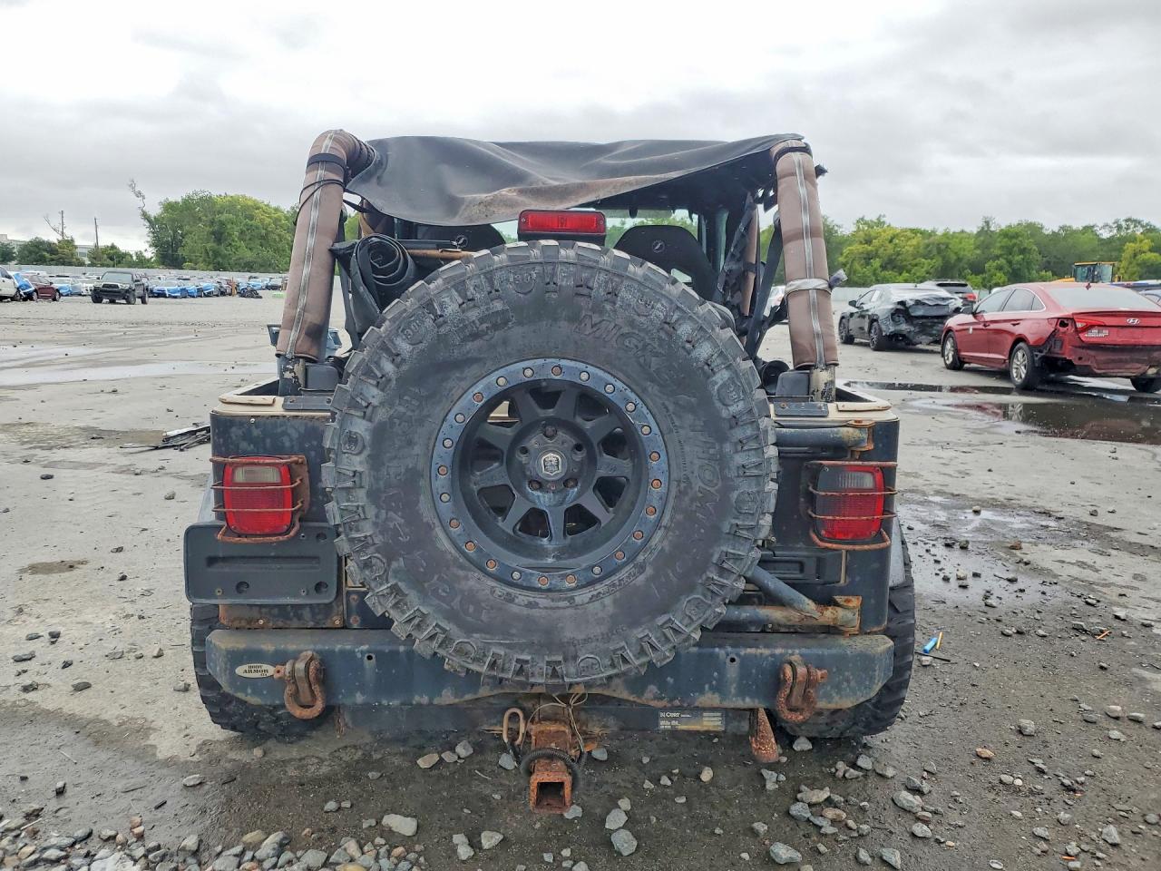 2004 Jeep Wrangler / VIN 1J4FA49S04P759354 photo 6
