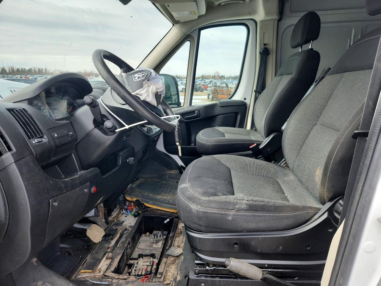 2015 RAM All models VIN 3C6URVJGXFE506748 photo 7