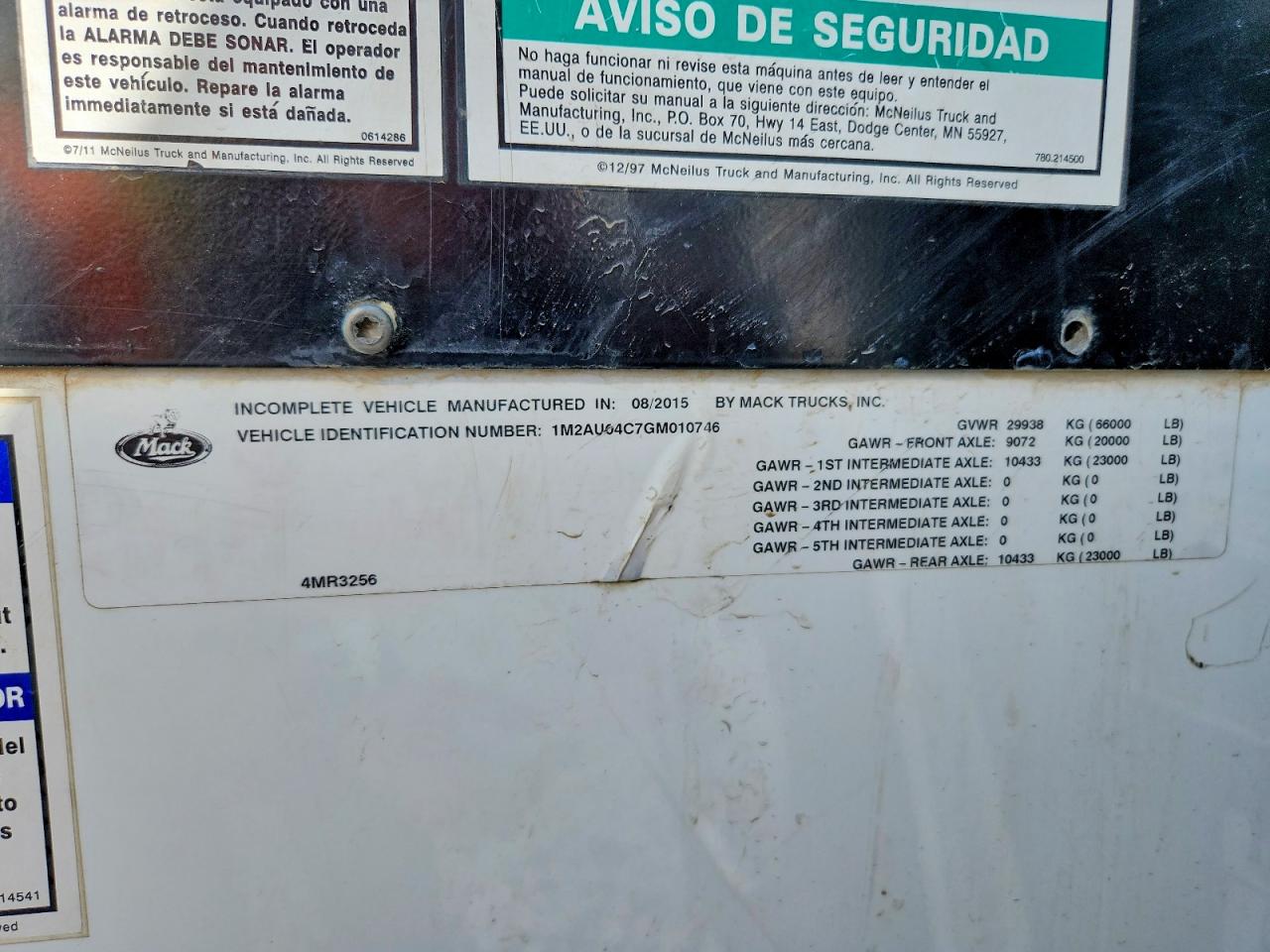 2016 MACK All other VIN 1M2AU04C7GM010746 photo 10